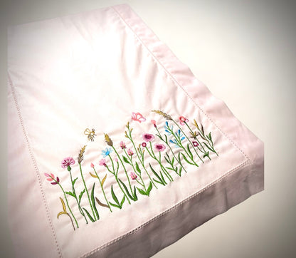 Embroidered Wildflower Linen Table Runner (Light Pink)